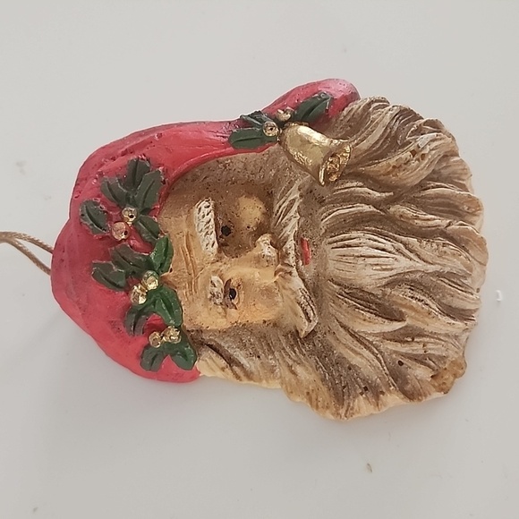 Vintage Victorian Santa Claus Face Ornament - Picture 2 of 4